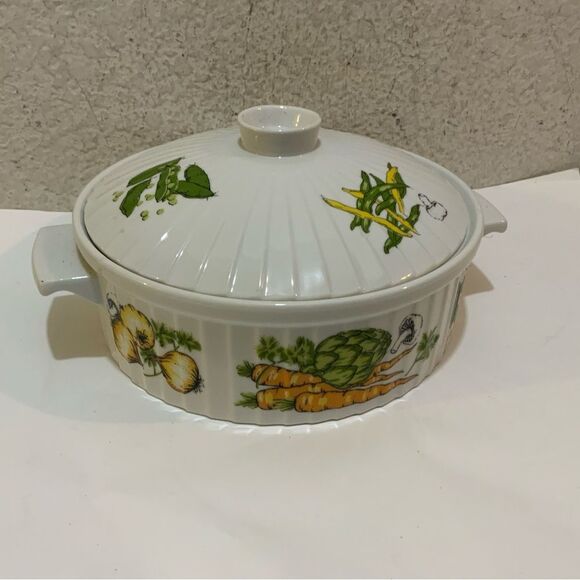 STYSON Japan Vintage Oven to Table Cookware Stamped Retro Casserole Dish Lid EUC - Picture 2 of 8